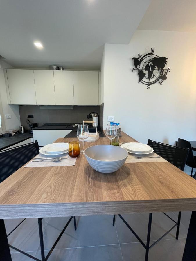 Lucia Holiday Apartments Lazise Eksteriør billede