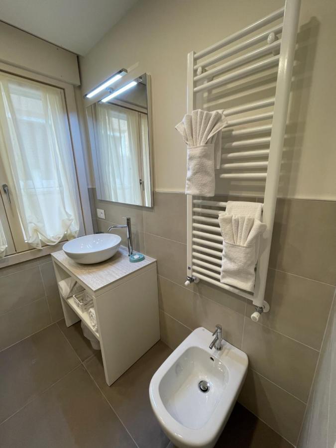 Lucia Holiday Apartments Lazise Eksteriør billede