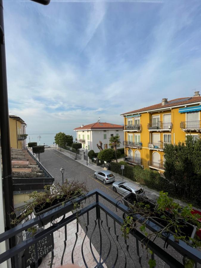 Lucia Holiday Apartments Lazise Eksteriør billede